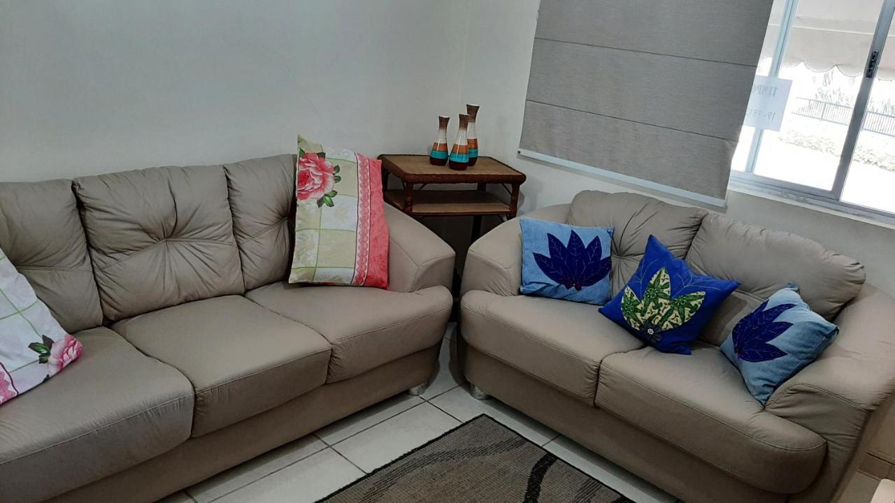 Lindo Apartamento Enseada Гуаружа Экстерьер фото