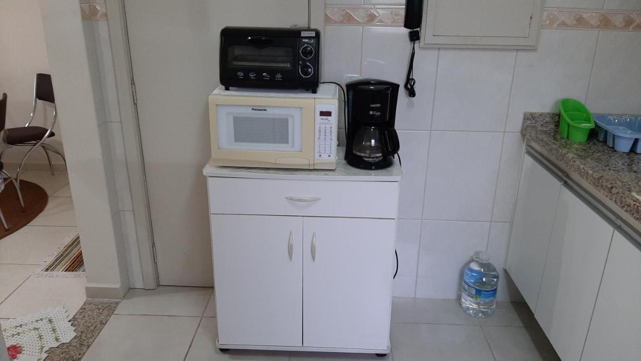 Lindo Apartamento Enseada Гуаружа Экстерьер фото