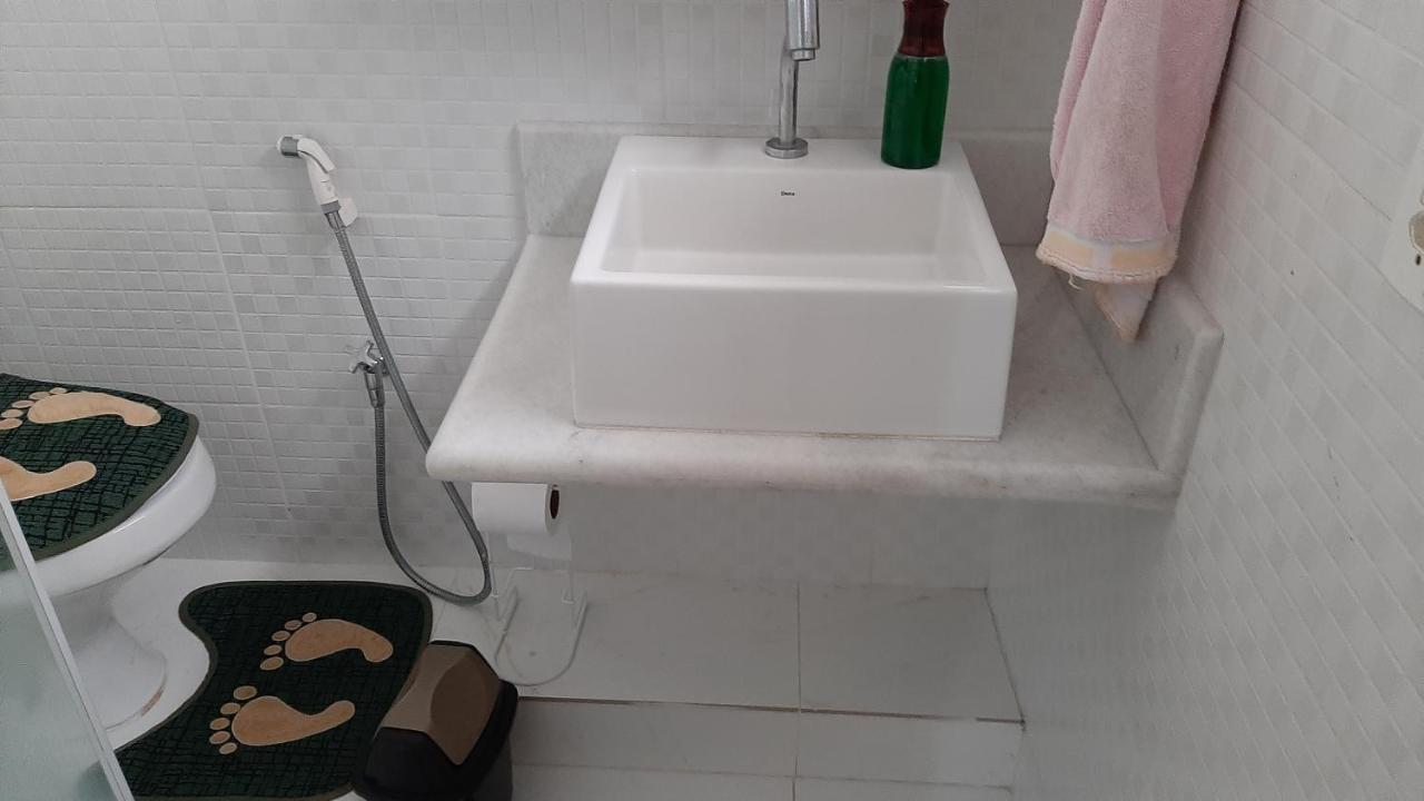 Lindo Apartamento Enseada Гуаружа Экстерьер фото